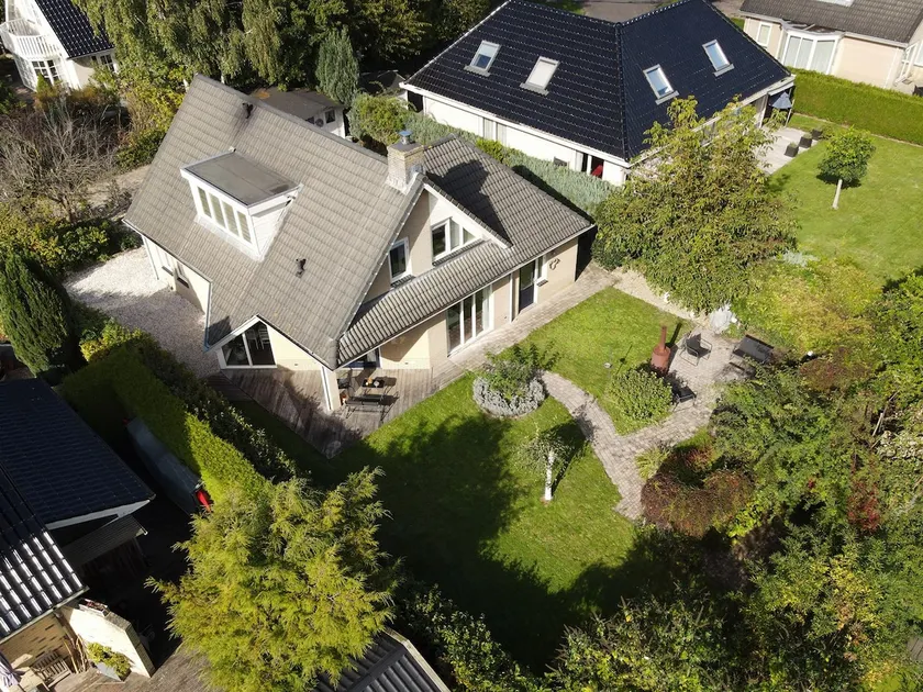The Poplar Place - Spacious Comfort, Hot Tub in Private Garden - Image 1