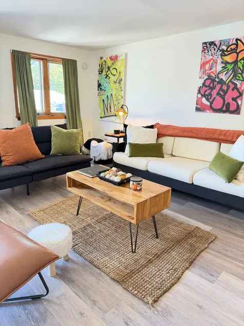 2nd Floor Flat - Art District - Image 1