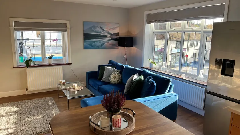 Cozy Corner - Image 1