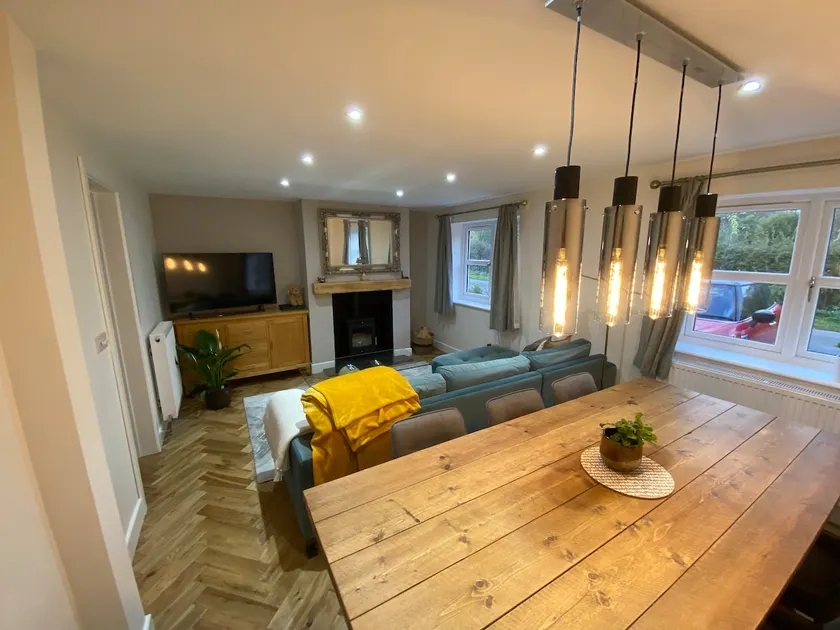 Olive Cottage - Image 1