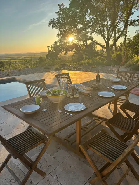 Secluded Provençal home with pool & stunning views - Image 1