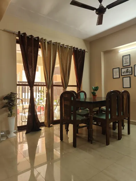Staeg 2bhk Heart of the City - Image 1