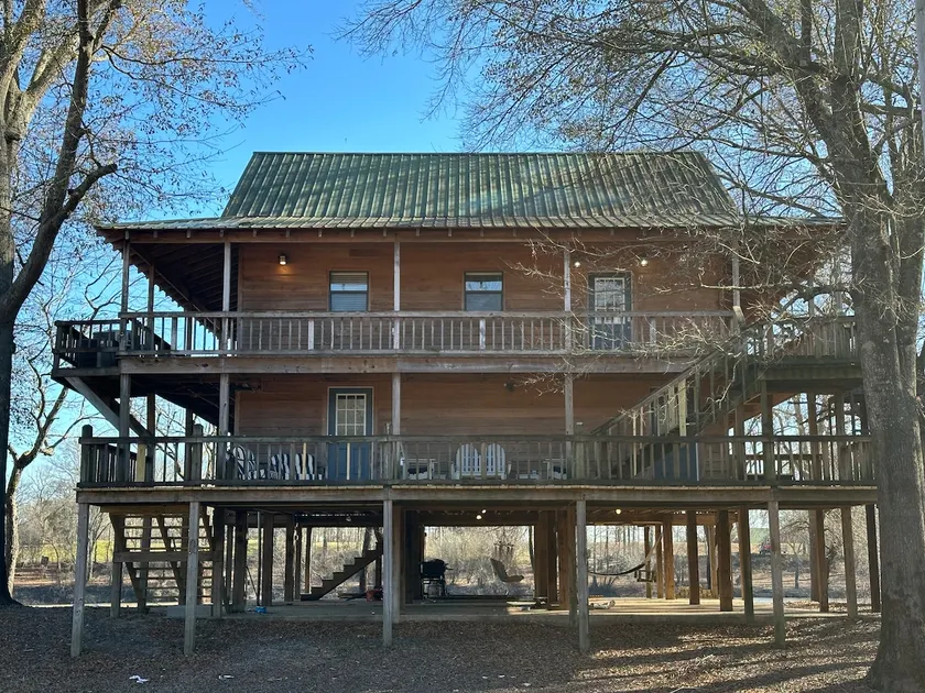 The River House - Sterlington - Image 1