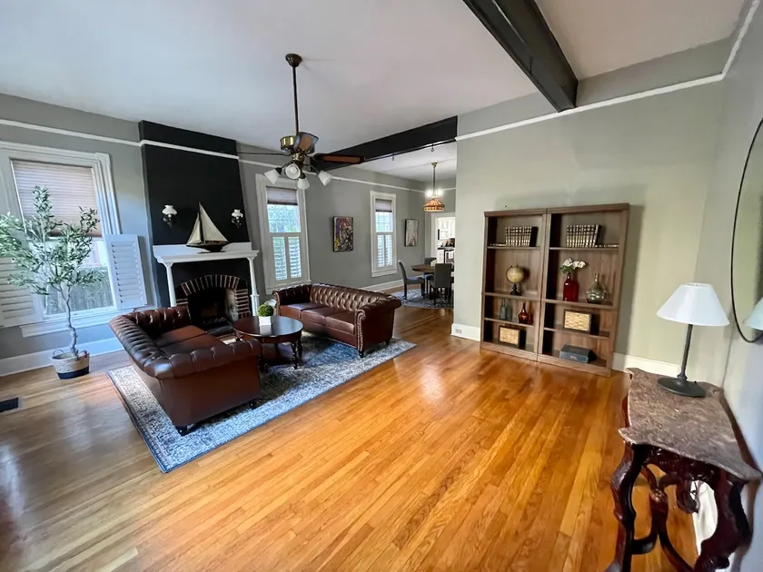 Entire Historic Home in Walkable Riverside - Image 1