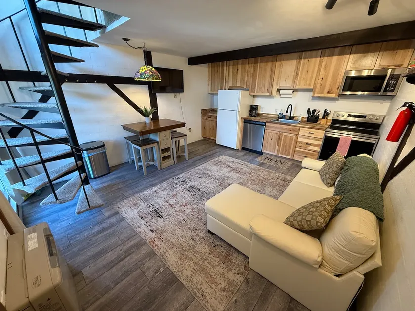 Cozy Mountain-Side Condo #10 at Greek Peak - Image 1