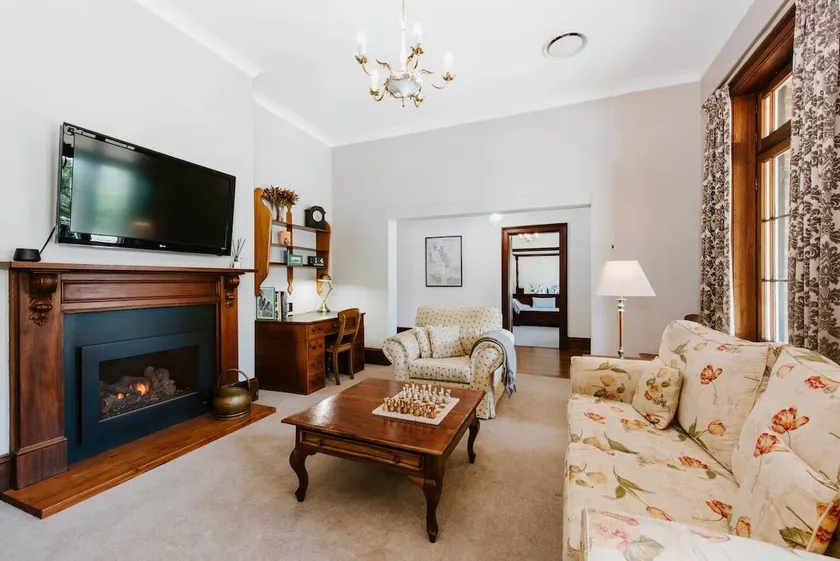 Cawarra on the Park—Historic Mudgee Grandeur - Image 1