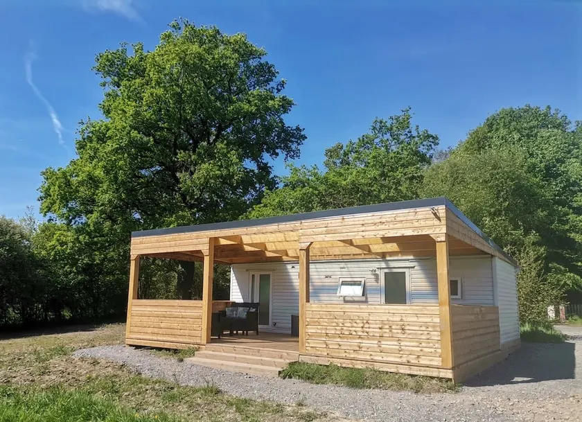 La source - Bungalow avec terrasse à Eguzon - Image 1