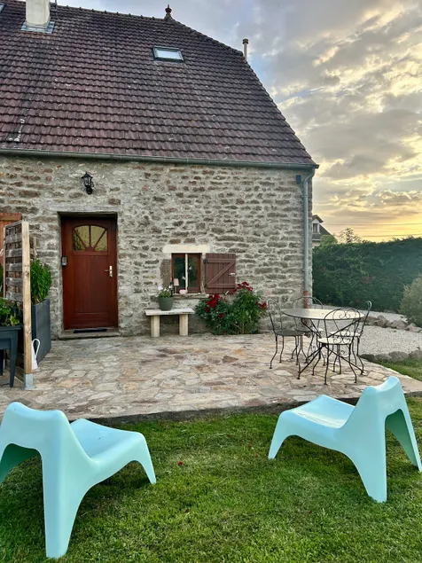 Charming country house - Image 1