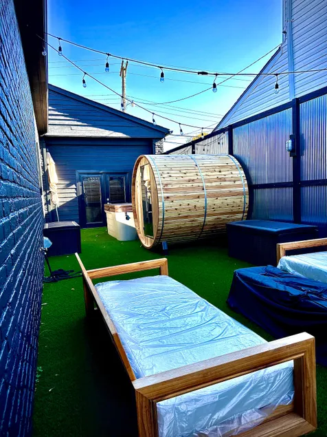 Luxury & Wellness - Image 1