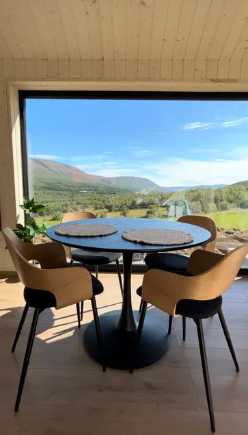 Country Cabin with a view 15 min from Akureyri - Image 1
