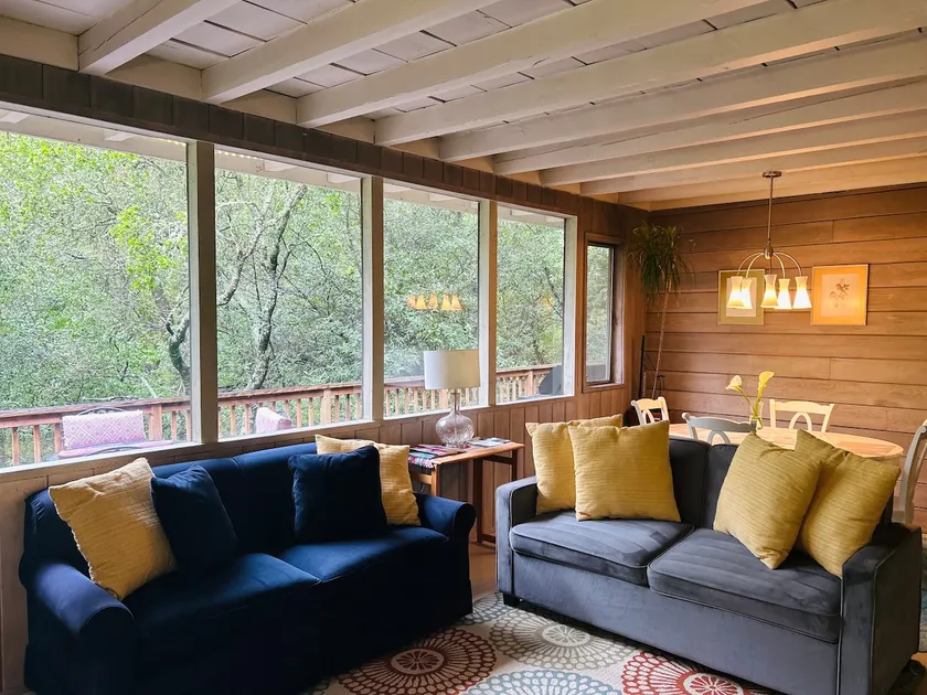 Redwood Cabin-Quiet-Parking-Wifi - Image 1