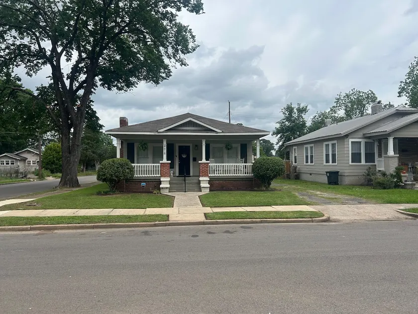 Genesis Bungalow In Birmingham - Image 1