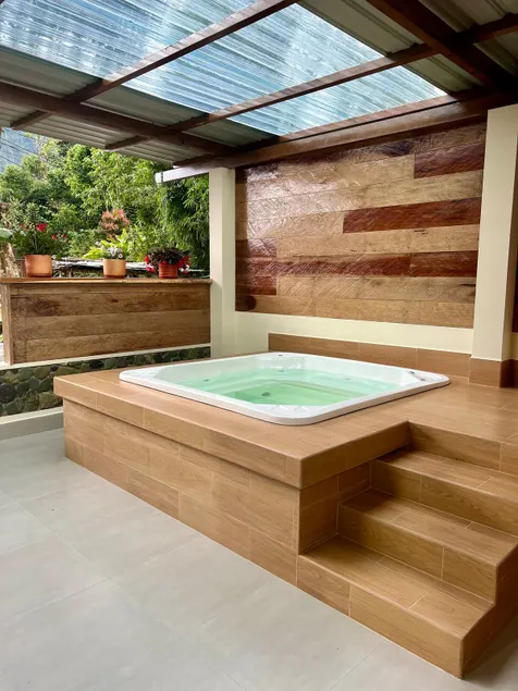 TONYs HOUSE MINDO - Image 1