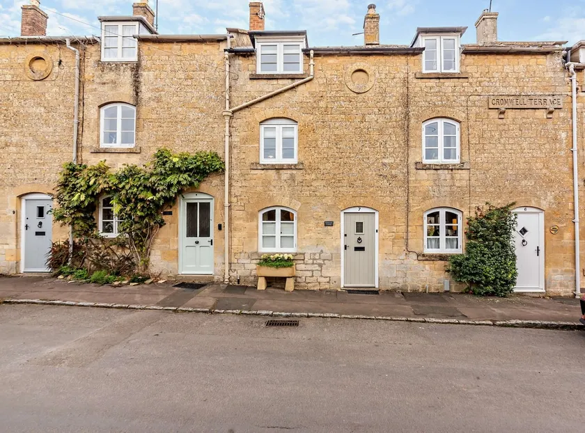 Cottage with countryside views - Rosewood Cottage - Image 1