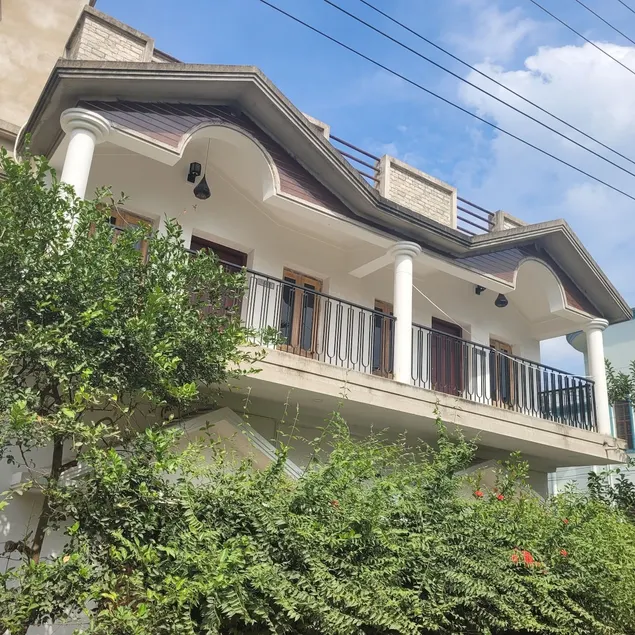'The Spacious Tranquil Abode' - Image 1