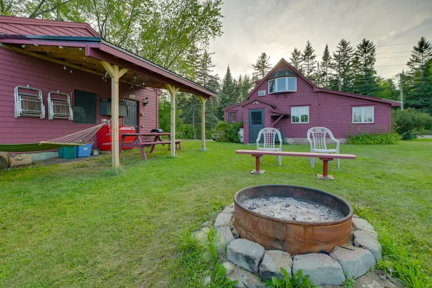 Peaceful Oakfield Cabin on Mattawamkeag River - Image 1