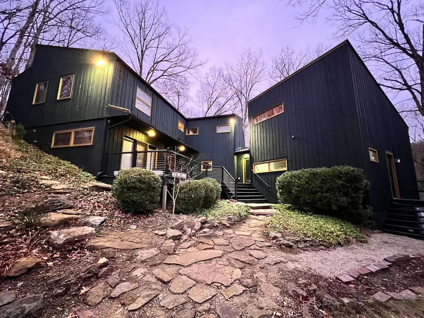 Spacious Hidden Gem in Athens OH - Image 1
