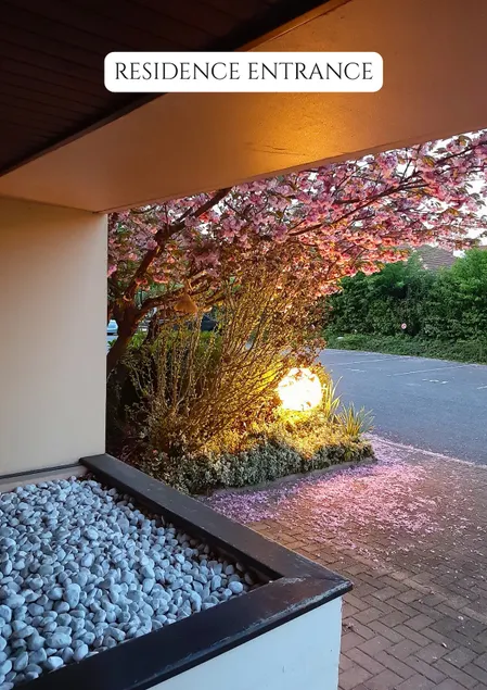 2 Soundproof Fully Equipped Studios near Geneva Airport - Image 1