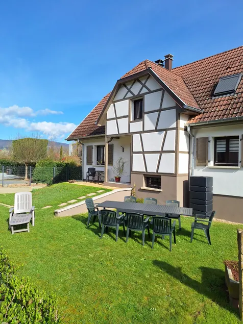 House 5 km from Colmar, sleeps 8, 4 bedrooms, 2 bathrooms - Image 1
