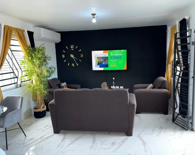 The Residence at Seville Gated FullyAC Washer Dryer PayPal Prepayment Required - Image 1