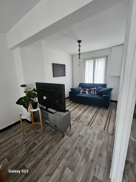 the cozy 3 bedroom townhouse - Image 1