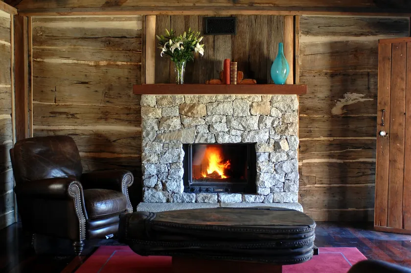 1860 Luxury Accommodation - Image 1