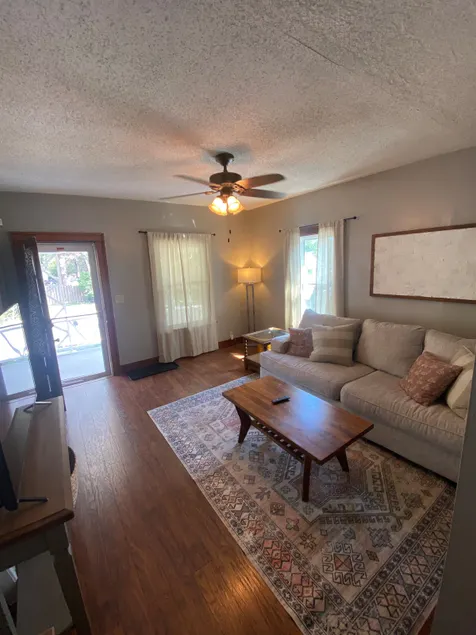 Cozy 3BR House - Image 1