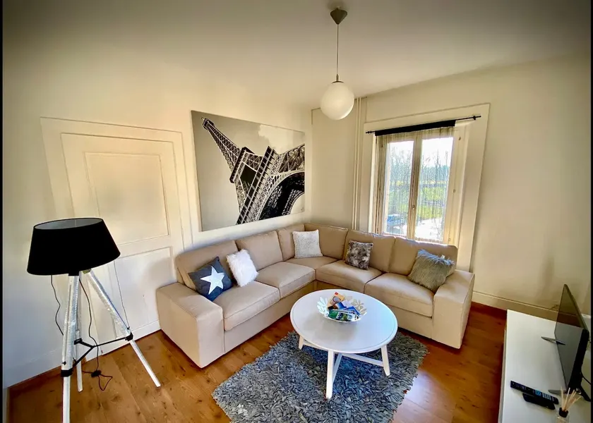 Charming apartment - Image 1