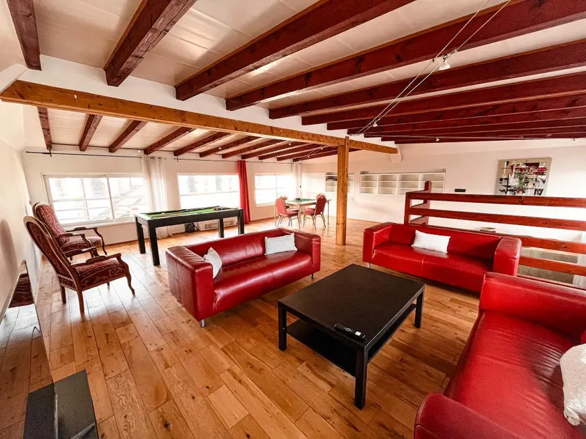 Villa with indoor pool - Image 1