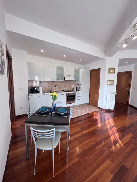 GaLi Golden House - Image 1