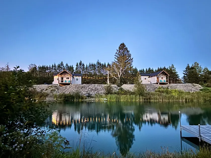 Maine Trailside Cozy Stay | King Suite | In Town - Image 1
