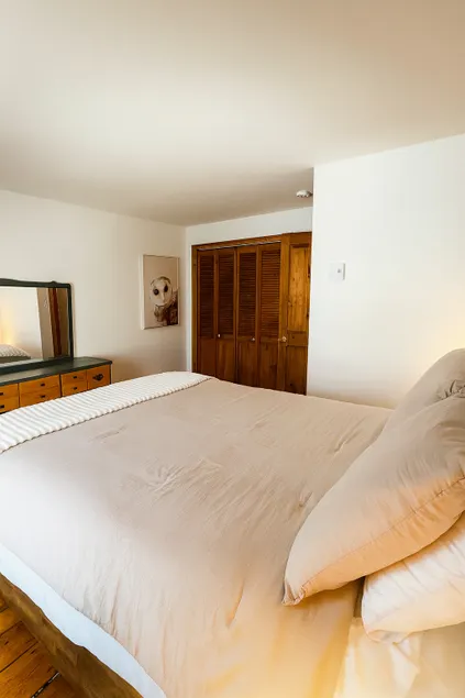 Charming Stay in the Heart of Knowlton - Image 1