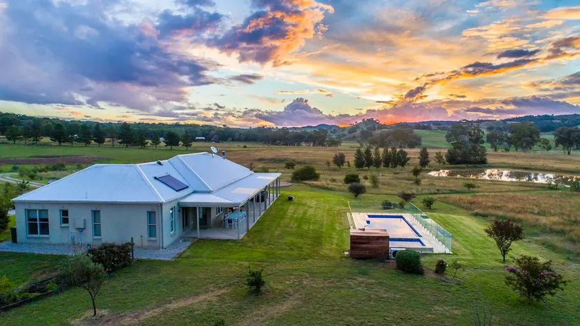 Abingdon House - Mudgee Retreat - Image 1