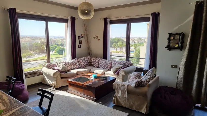 The View, Casa, Beverly hills - Image 1