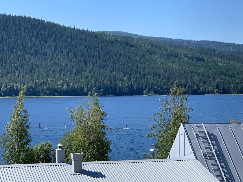 Lake view & sauna, central Åre – 3 bedrooms - Image 1