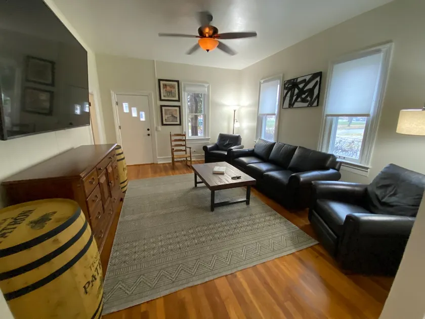 Westside Vibe - Image 1