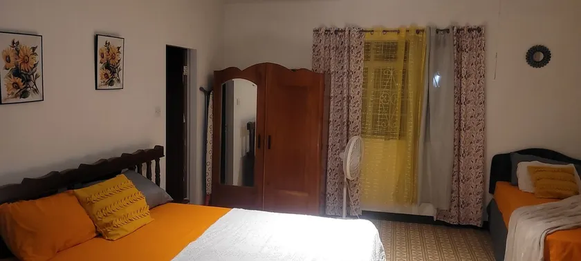 Graeme Hall Apartment - Image 1