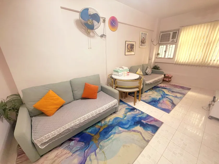 Cozy Big Family Apt 3BR/6 Beds Temple St Market - Image 1
