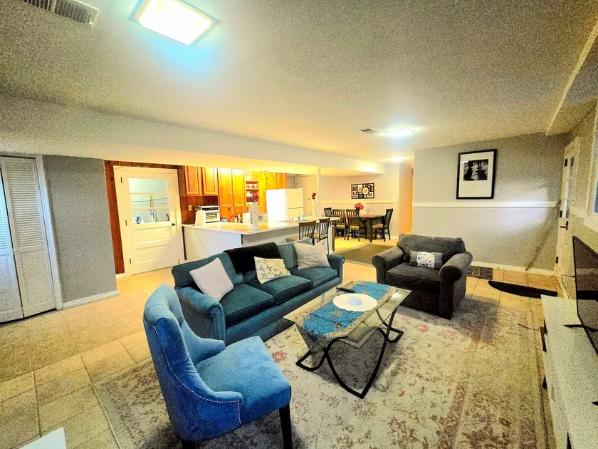 Style and Smiles- 2BR Near MGM & National Harbor - Image 1