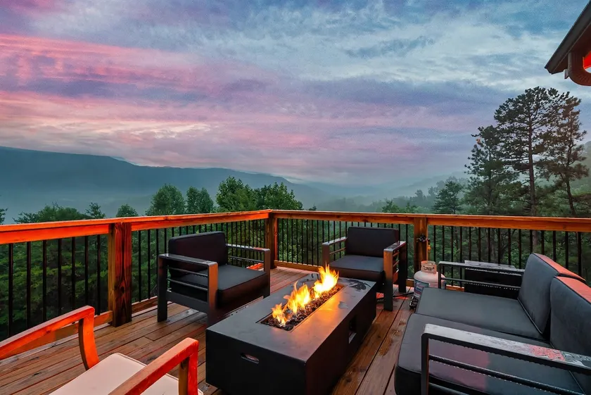 PrivatePool|Theater|Hot Tub|Arcade|Fire Pit|Trails - Image 1