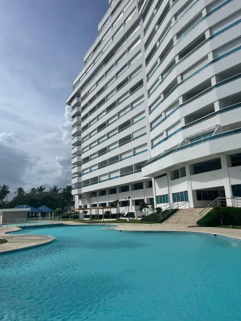 Beachfront Apartment - Image 1