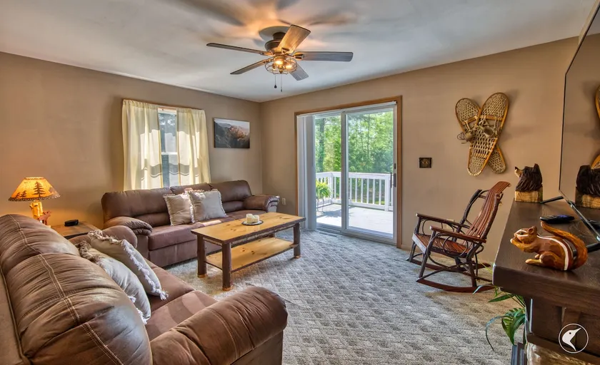 Lawrences Hideaway - Image 1