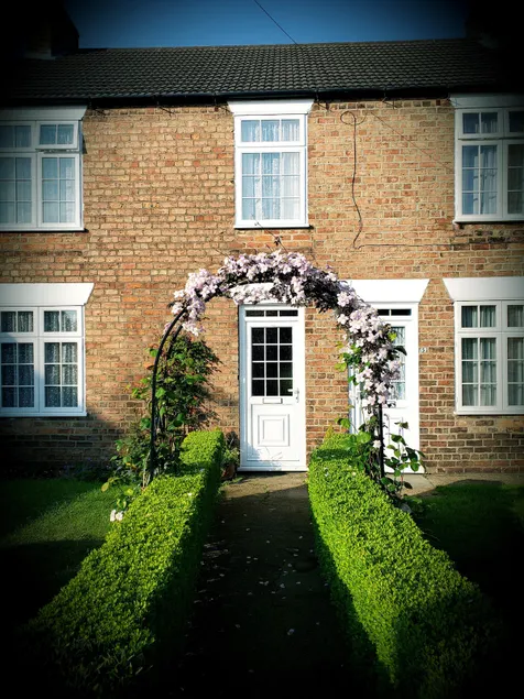 Lavender Cottage, a pretty period cottage in Louth - Image 1