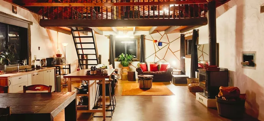 Spacious and Relaxing | The Beehive - Image 1