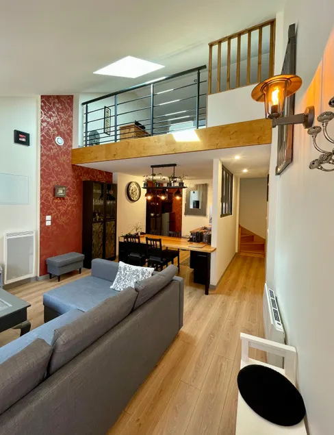 Loft in historic center - Image 1