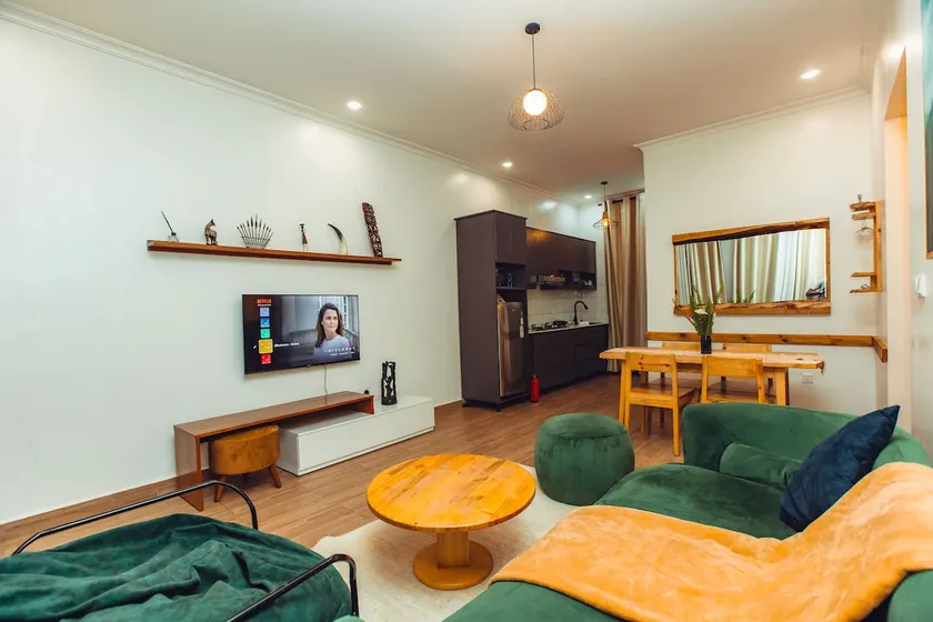 2Bedrooms- Breakfast, EV Car Charger all inclusive - Image 1