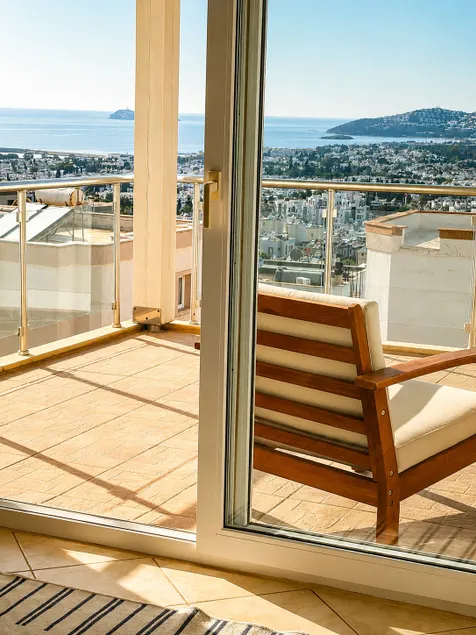 Sea Views, Two Terraces Unforgettable Sunsets Flat - Image 1