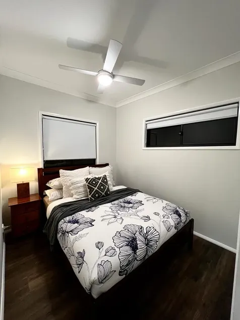 Newly Built Stylish GuestHouse in Sydney - Image 1