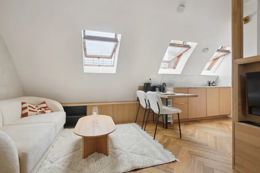 Amazing 1BR/2P near Eiffel Tower / Trocadéro - Image 1