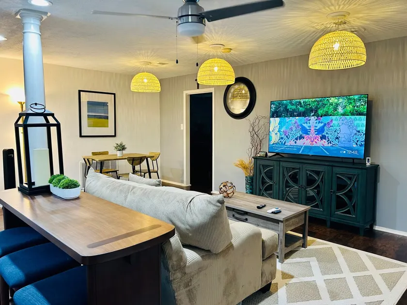 The Aspen at Bellaire - Image 1